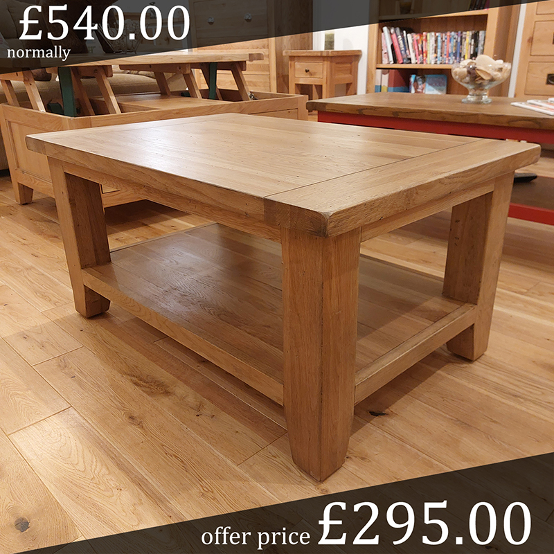 solid oak coffee table - sale - VRCT